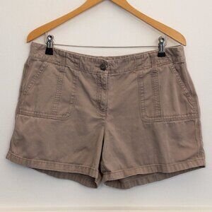 Ann Taylor Signature Fit Shorts Size 12 Khaki Casual Utility Lower Waist